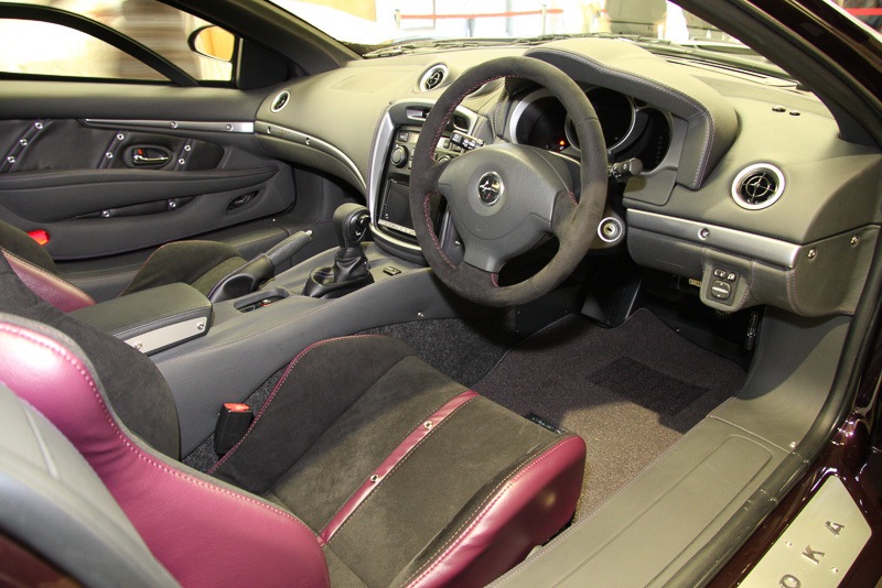 Mitsuoka Orochi Final Edition 2014 interior