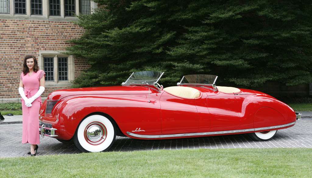 1940 Chrysler Newport Dual Cowl Phaeton