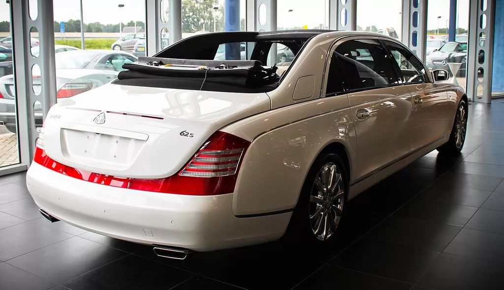 Maybach 62 landaulette