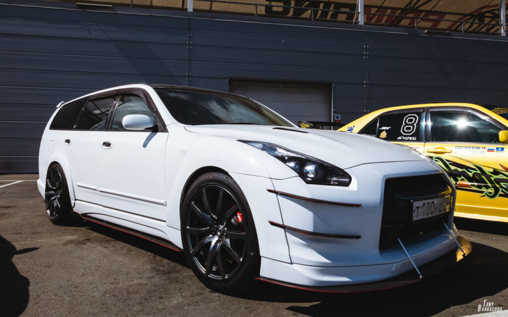 Nissan Stagea R35 wagon