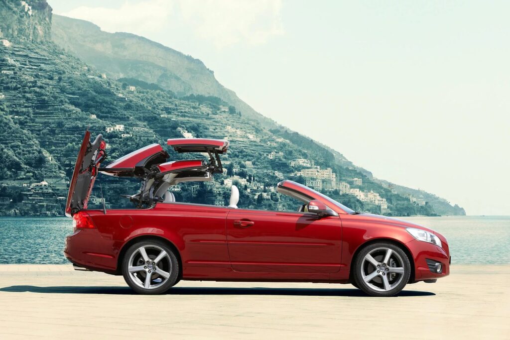 Volvo C70 coupe convertible